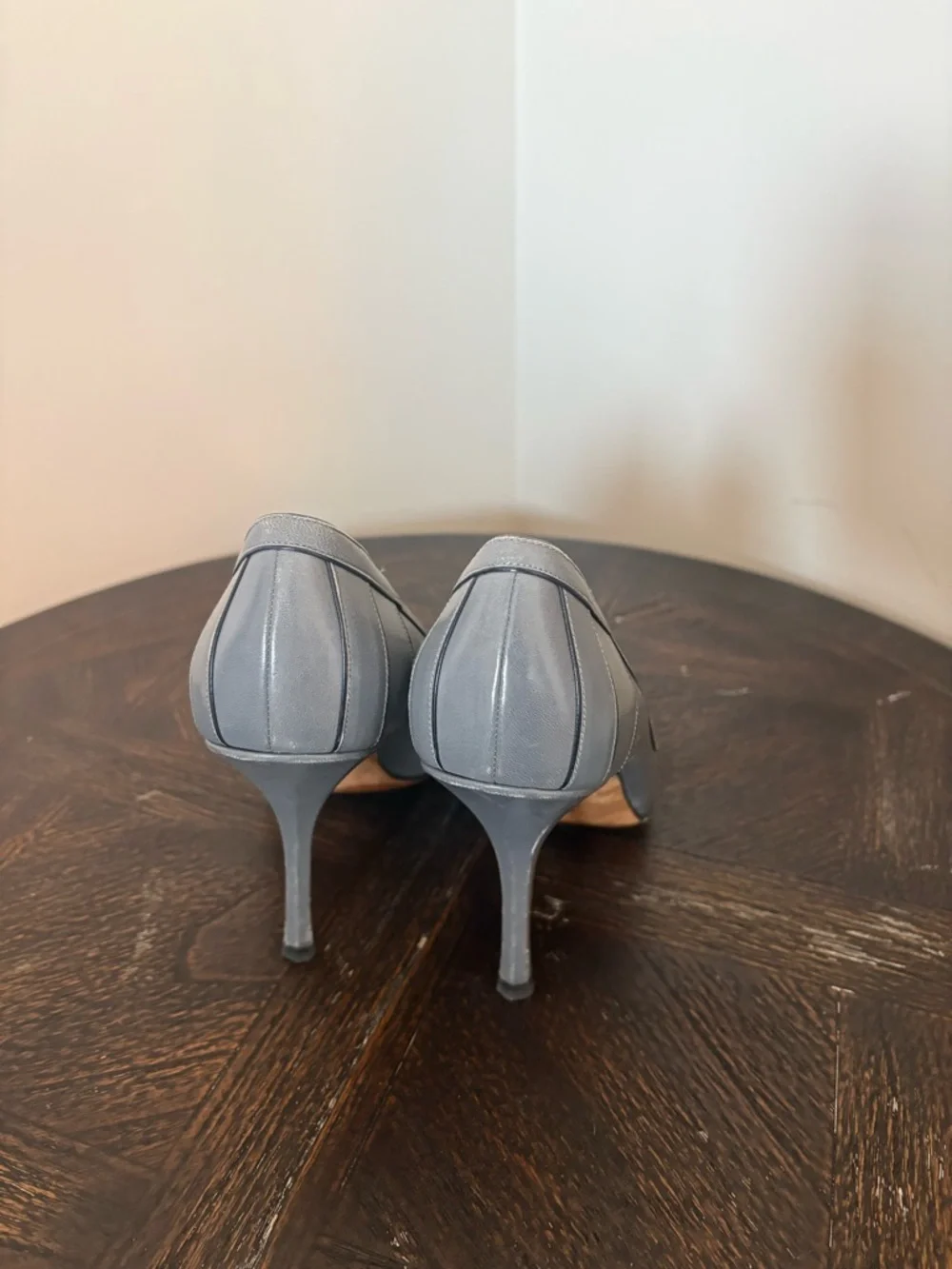 Jimmy Choo Gray Pointed Leather Pumps - Picture 5 of 5
